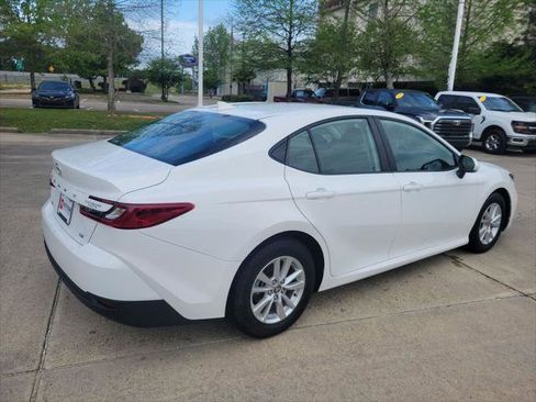 Certified 2025 Toyota Camry LE image 7