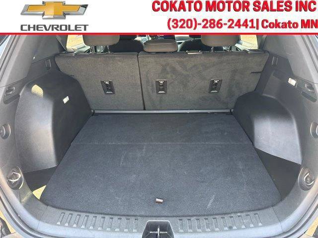 Used 2026 Chevrolet Equinox LT AWD/4WD image 10