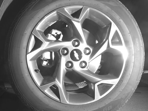 Used 2025 Chevrolet Trax LT FWD image 12