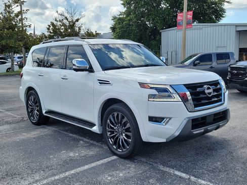 Certified 2023 Nissan Armada Platinum w/ Captain's Chairs Package RWD image 3