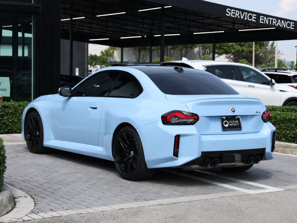 Used 2023 BMW M2 w/ Lighting Package RWD image 5