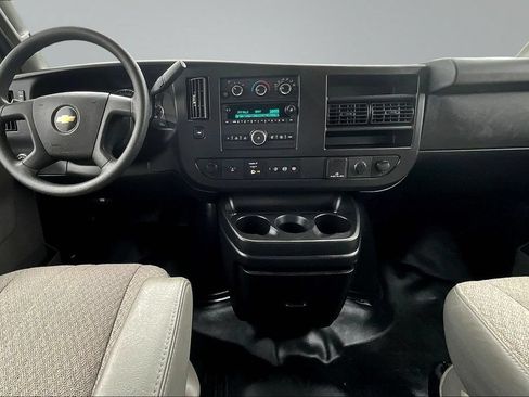 Used 2019 Chevrolet Express 2500 LS RWD image 8
