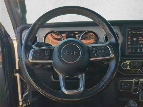 Used 2021 Jeep Wrangler Unlimited Sahara AWD/4WD image 16