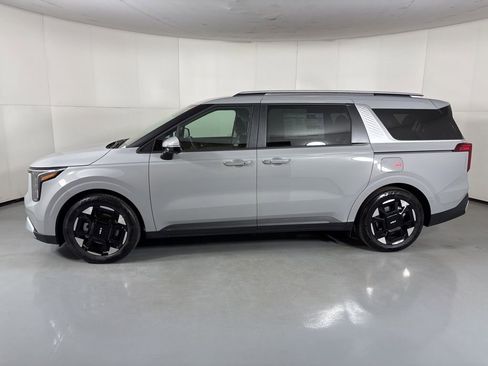 New 2026 Kia Carnival EX image 5