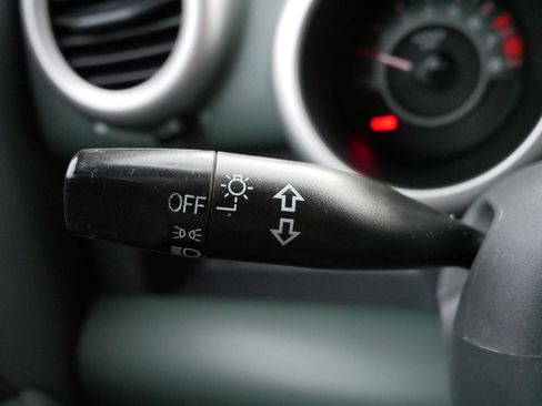 Used 2004 Honda Element EX image 26