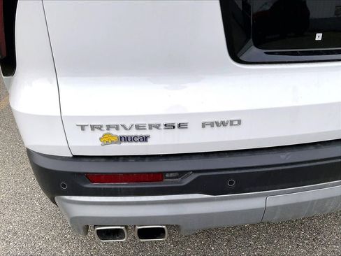 Used 2026 Chevrolet Traverse LT AWD/4WD image 28