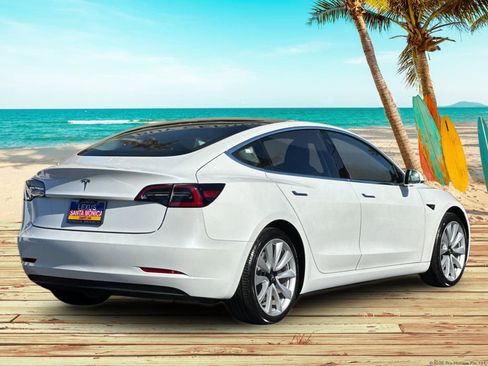 Used 2019 Tesla Model 3 Mid Range image 6