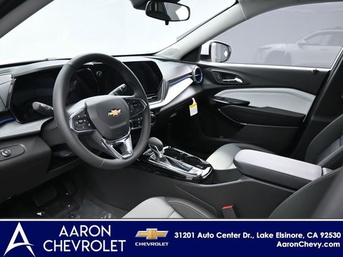 New 2026 Chevrolet Trax LT w/ Sunroof Package image 7