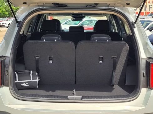 New 2026 Kia Sorento S w/ S Panoramic Sunroof Package FWD image 7