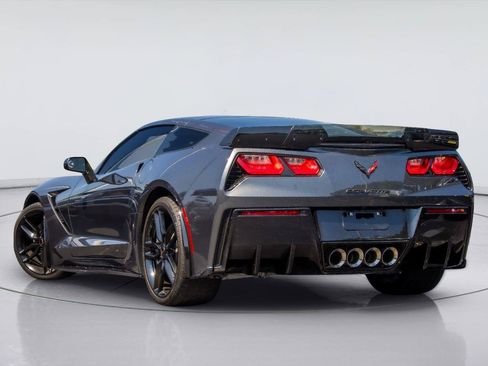 Used 2017 Chevrolet Corvette Stingray Coupe w/ 1LT RWD image 4