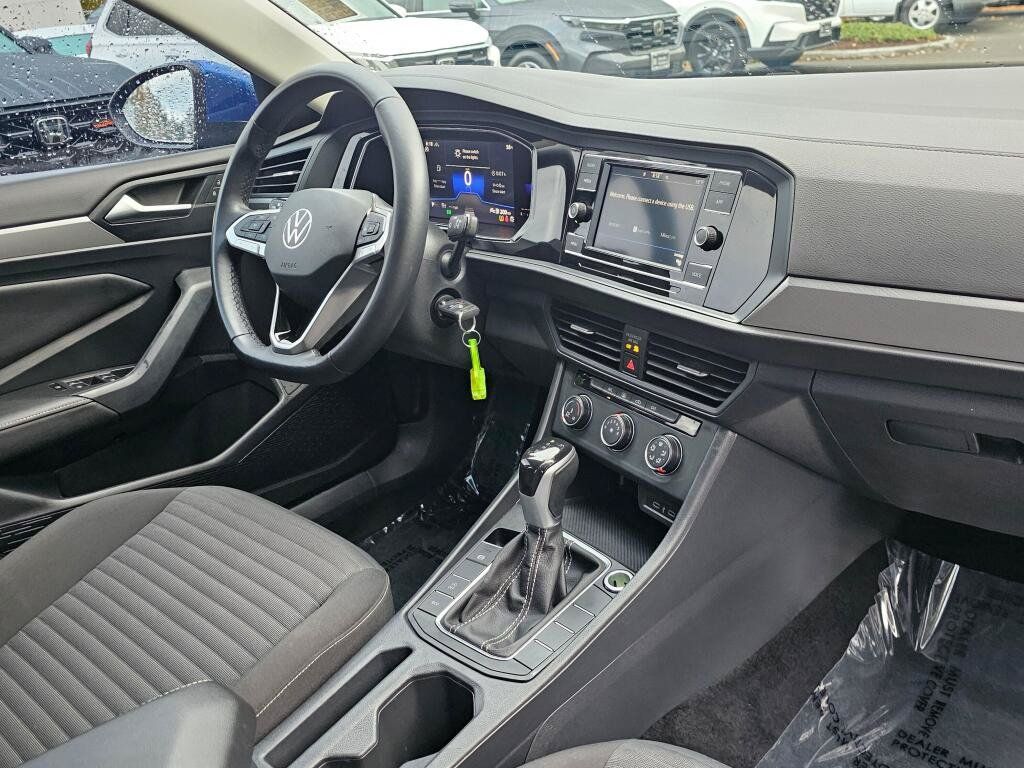 Used 2022 Volkswagen Jetta S FWD image 10