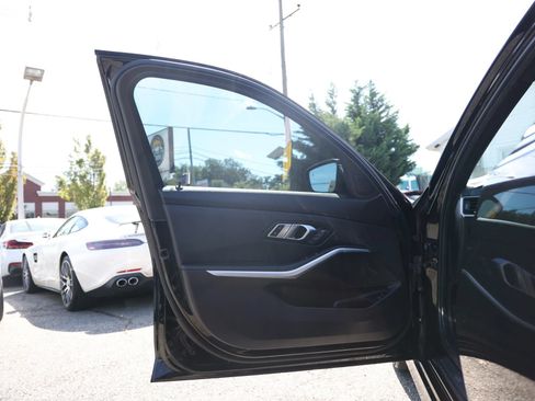Used 2020 BMW 330i xDrive Sedan w/ Convenience Package AWD/4WD image 13