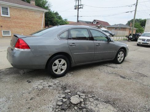 Used 2007 Chevrolet Impala LT w/ Luxury Edition Package FWD image 3