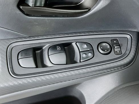 New 2025 Nissan Versa S w/ Trunk Package FWD image 19