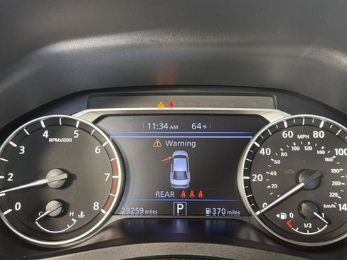Used 2025 Nissan Altima 2.5 SV FWD image 17