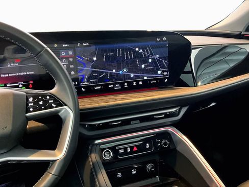 Certified 2025 Audi Q5 Premium Plus w/ Premium Plus AWD/4WD image 7