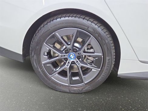 Used 2023 BMW i4 eDrive35 w/ Premium Package image 35