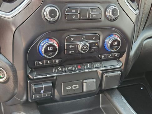 Used 2021 GMC Sierra 1500 AT4 AWD/4WD image 28