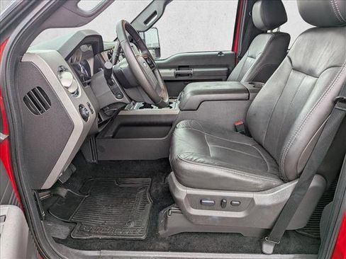 Used 2012 Ford F250 Lariat w/ Chrome Pkg image 16