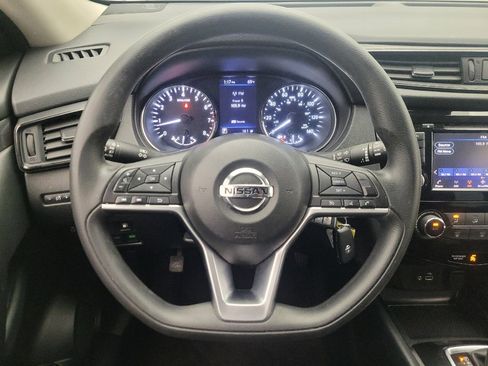 Used 2020 Nissan Rogue S FWD image 22