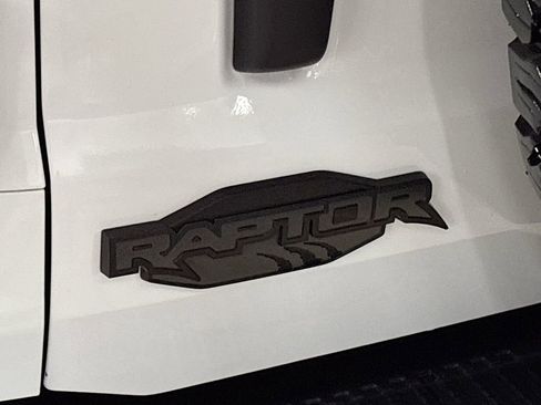 Used 2024 Ford Bronco Raptor w/ Interior Carbon Fiber Pack 6 image 24