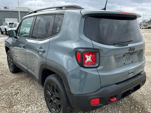 Used 2018 Jeep Renegade Trailhawk w/ Cold Weather Group II image 5