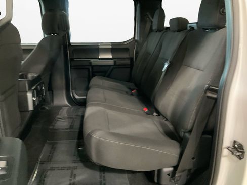 Used 2017 Ford F150 XLT w/ Equipment Group 302A Luxury AWD/4WD image 15