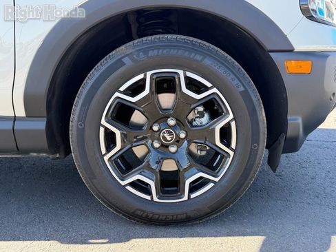 Used 2025 Ford Bronco Sport Outer Banks w/ Outer Banks Tech Package+ AWD/4WD image 11