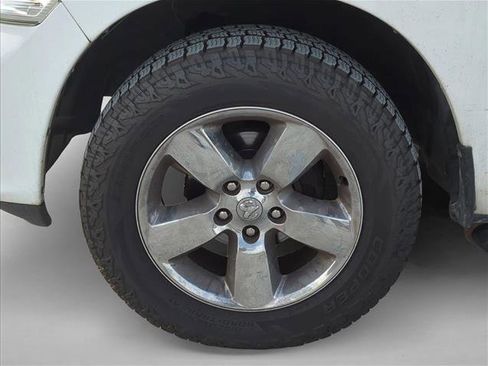 Used 2019 RAM 1500 Express w/ Express Value Package image 6