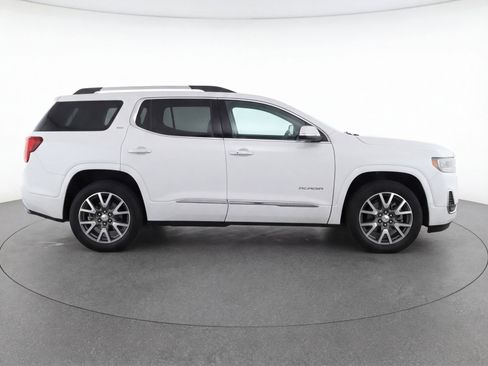 Used 2023 GMC Acadia SLT AWD/4WD image 11