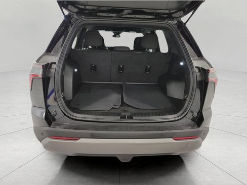 Used 2025 Chevrolet Equinox LT image 16