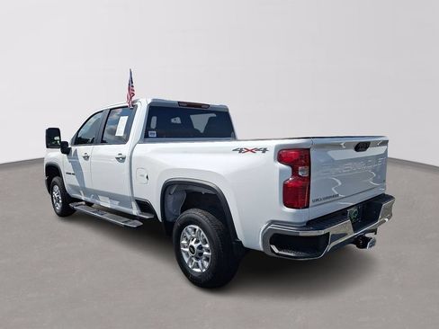 Certified 2026 Chevrolet Silverado 2500 LT AWD/4WD image 4