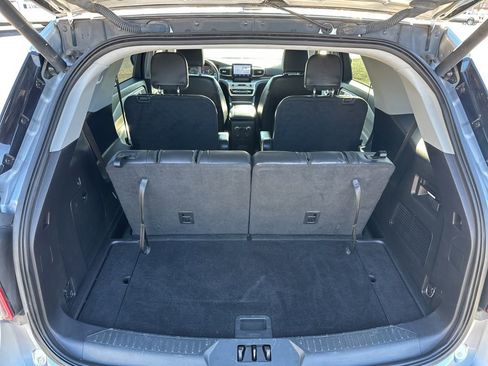 Used 2022 Ford Explorer XLT w/ Equipment Group 202A image 13