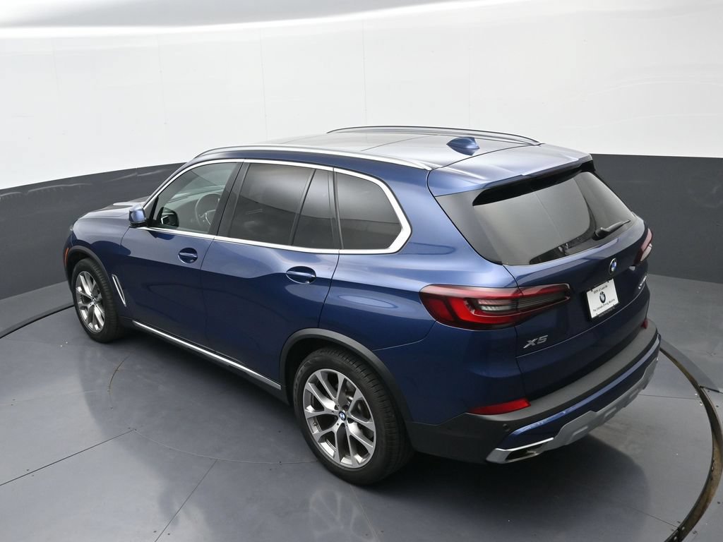 Used 2022 BMW X5 xDrive40i w/ Premium Package AWD/4WD image 33