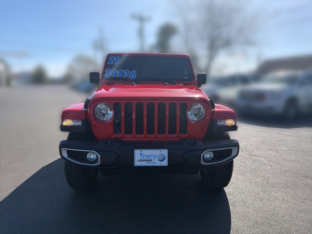 Used 2021 Jeep Gladiator Sport AWD/4WD image 2