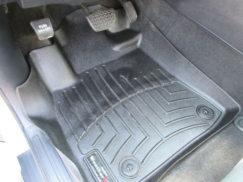 Used 2019 Toyota Tundra Limited AWD/4WD image 28