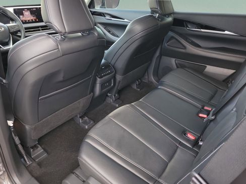 Certified 2025 INFINITI QX60 Pure image 30