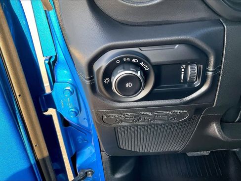 Used 2024 Jeep Wrangler Sahara w/ Technology Group image 32