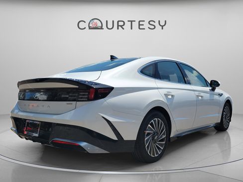 New 2025 Hyundai Sonata SEL image 4