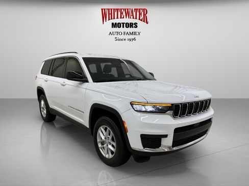 Used 2025 Jeep Grand Cherokee L Laredo AWD/4WD image 5