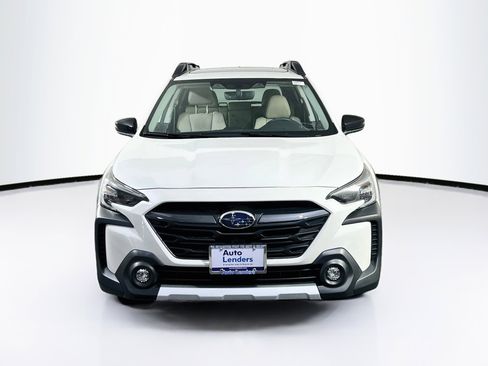 Used 2023 Subaru Outback Limited image 2