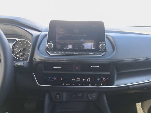 Used 2026 Nissan Rogue SV w/ Cold Weather Package AWD/4WD image 20