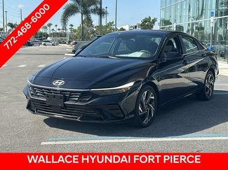 Used 2025 Hyundai Elantra SEL FWD video 2