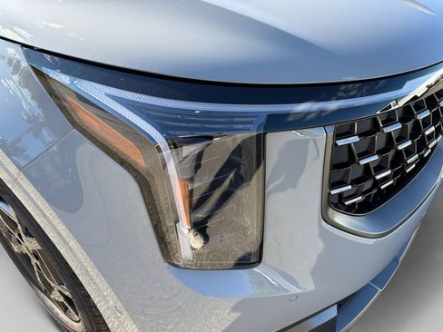 New 2026 Kia Carnival SX w/ SX Dark Edition Package FWD image 21
