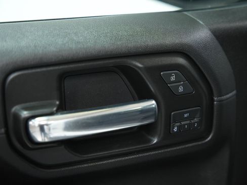 Used 2020 GMC Sierra 1500 SLT w/ SLT Premium Plus Package image 23