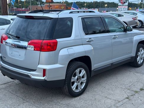 Used 2017 GMC Terrain SLT w/ Driver Alert Package I FWD image 5