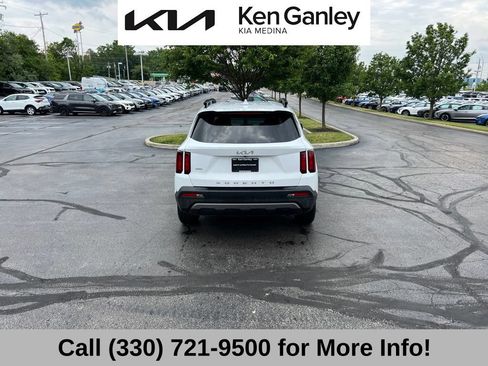 Used 2022 Kia Sorento S AWD/4WD image 12