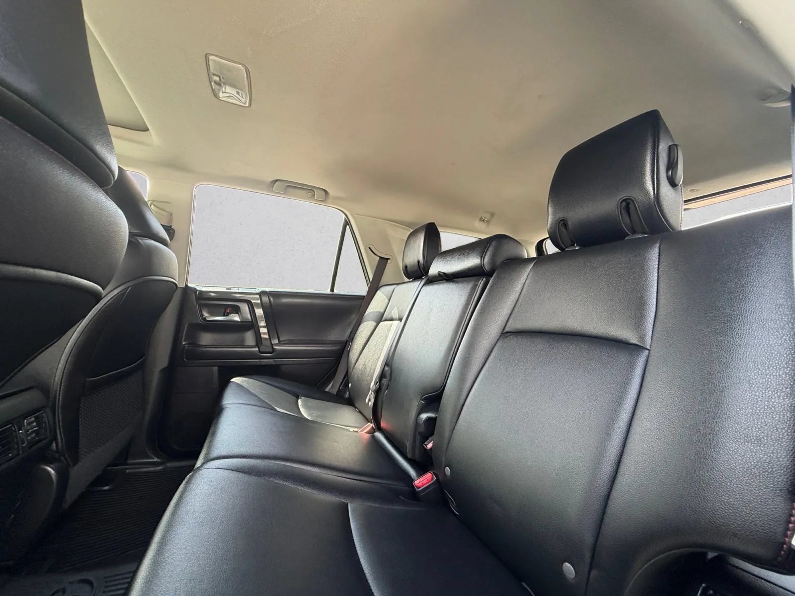 Used 2018 Toyota 4Runner TRD Off-Road Premium AWD/4WD image 21