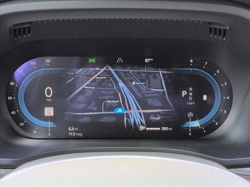 Used 2022 Volvo XC60 B6 Inscription w/ Climate Package image 11