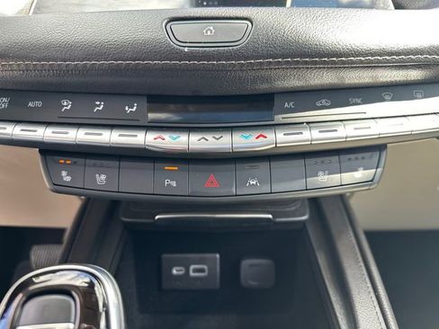 Used 2023 Cadillac XT4 Premium Luxury AWD/4WD image 39